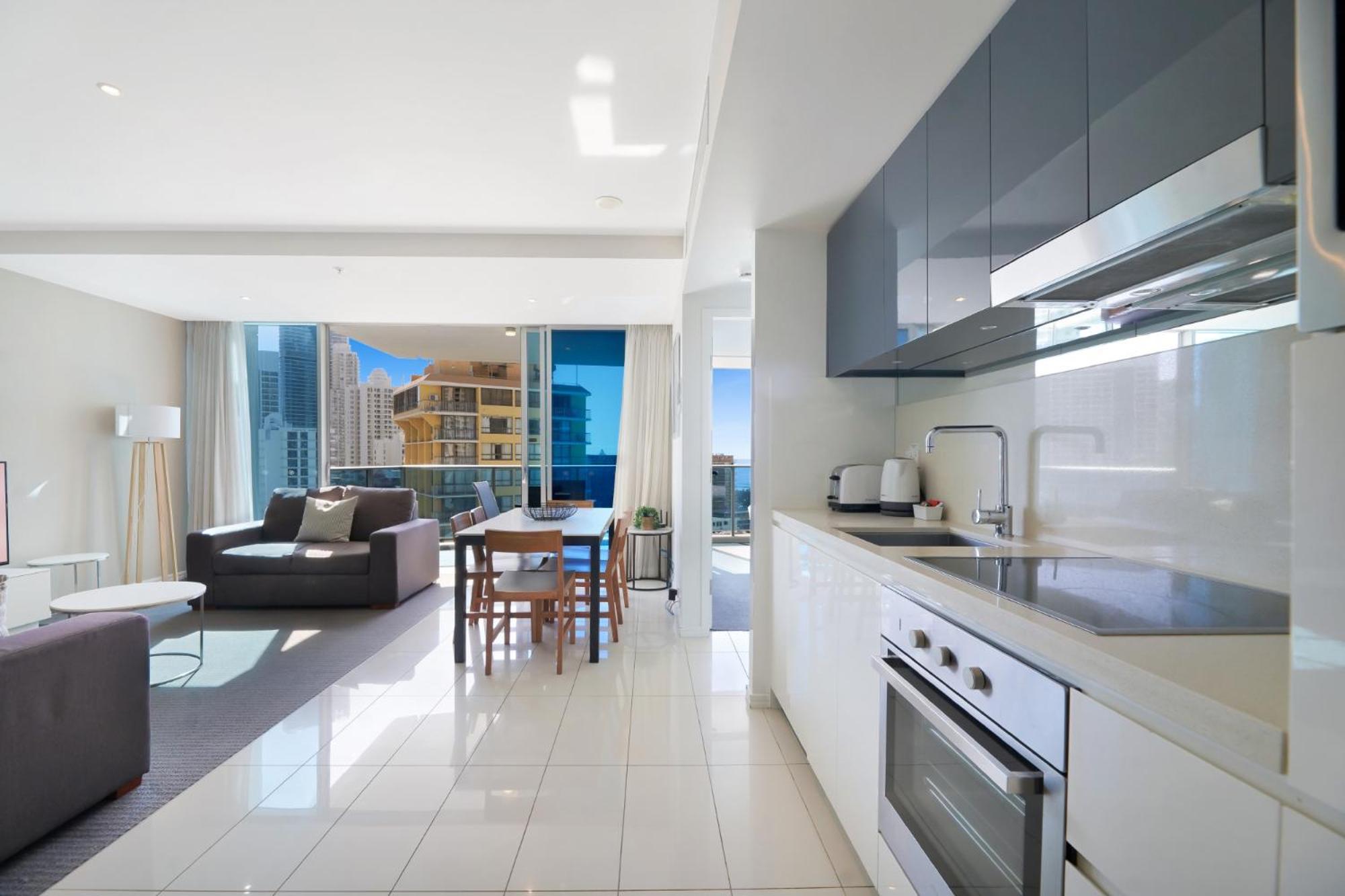 2-bed Apt In Surfers Paradise With Pools And Gym Apartment *